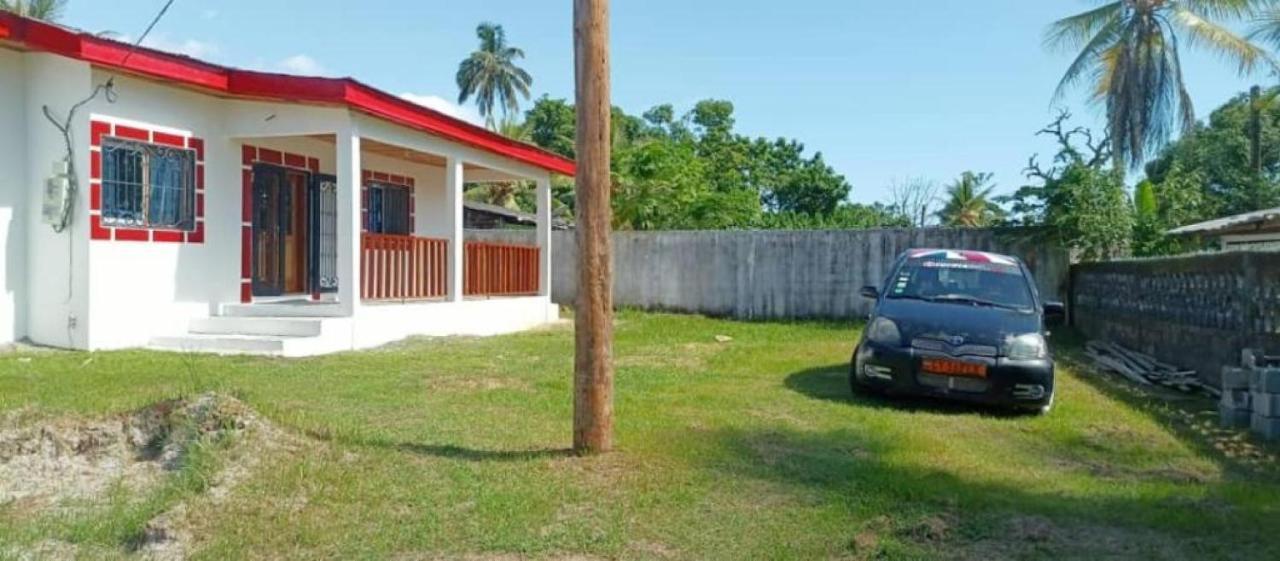 La Maison Du Voyageur Kribi Exteriör bild