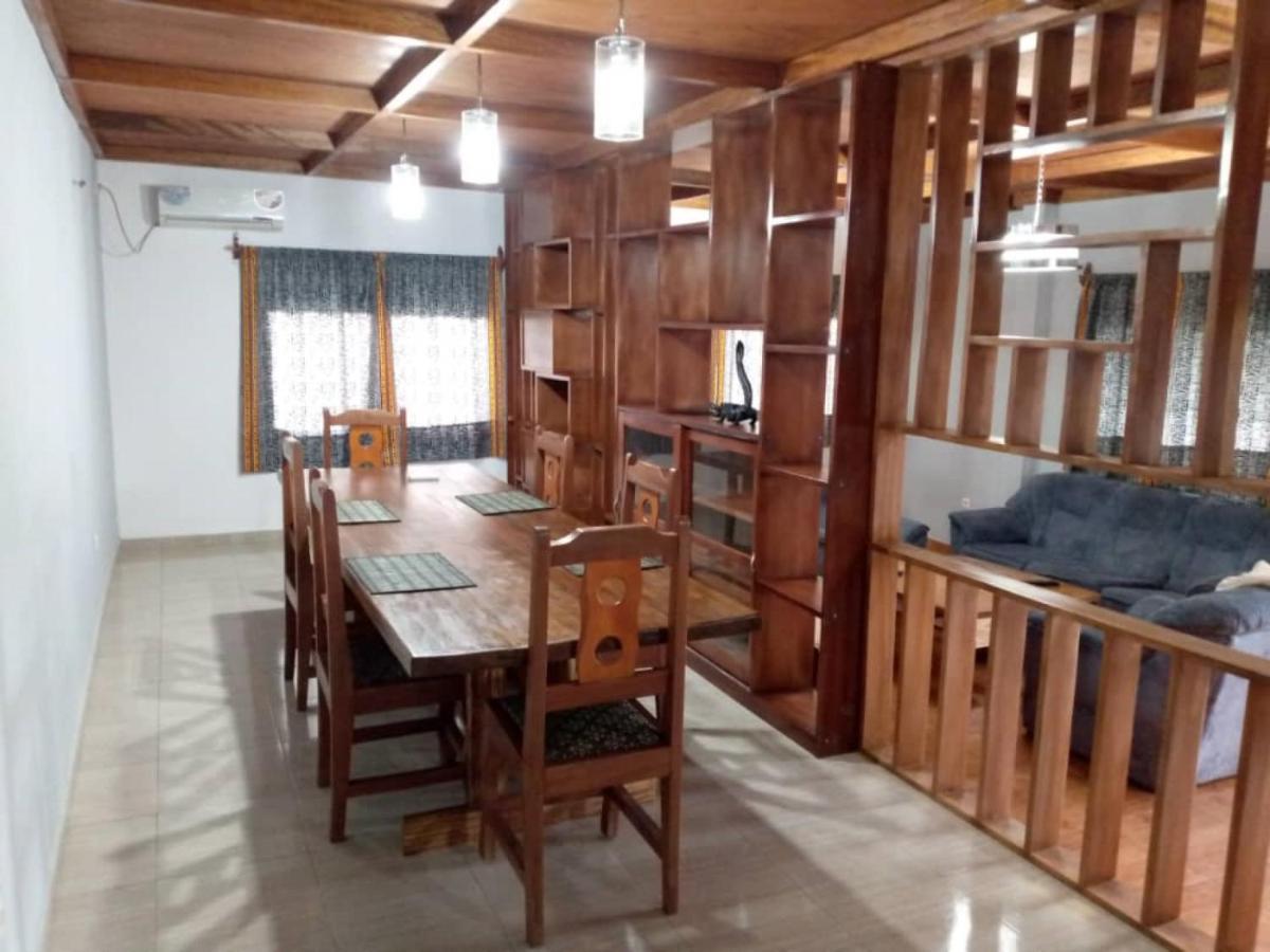 La Maison Du Voyageur Kribi Exteriör bild