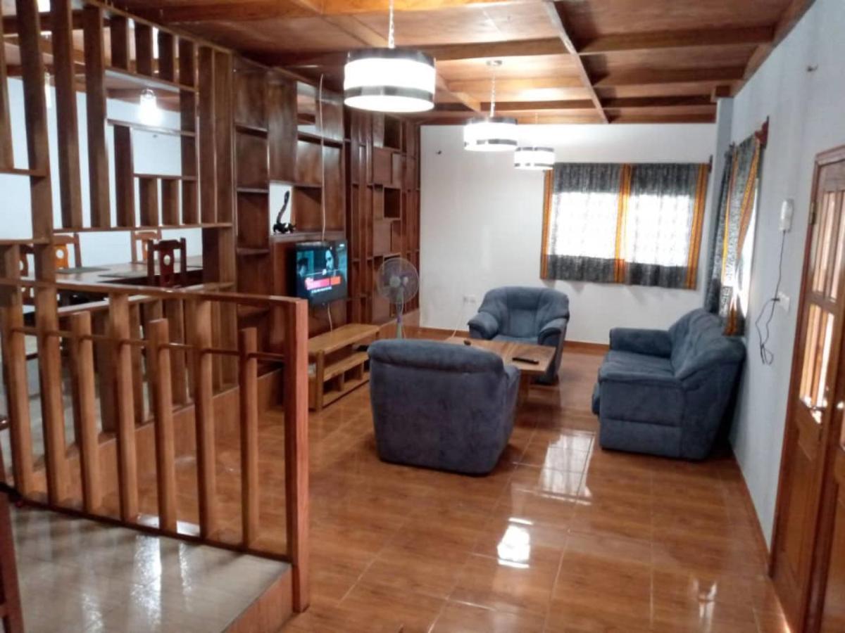 La Maison Du Voyageur Kribi Exteriör bild