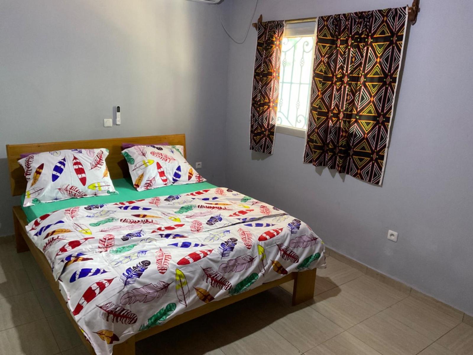 La Maison Du Voyageur Kribi Exteriör bild