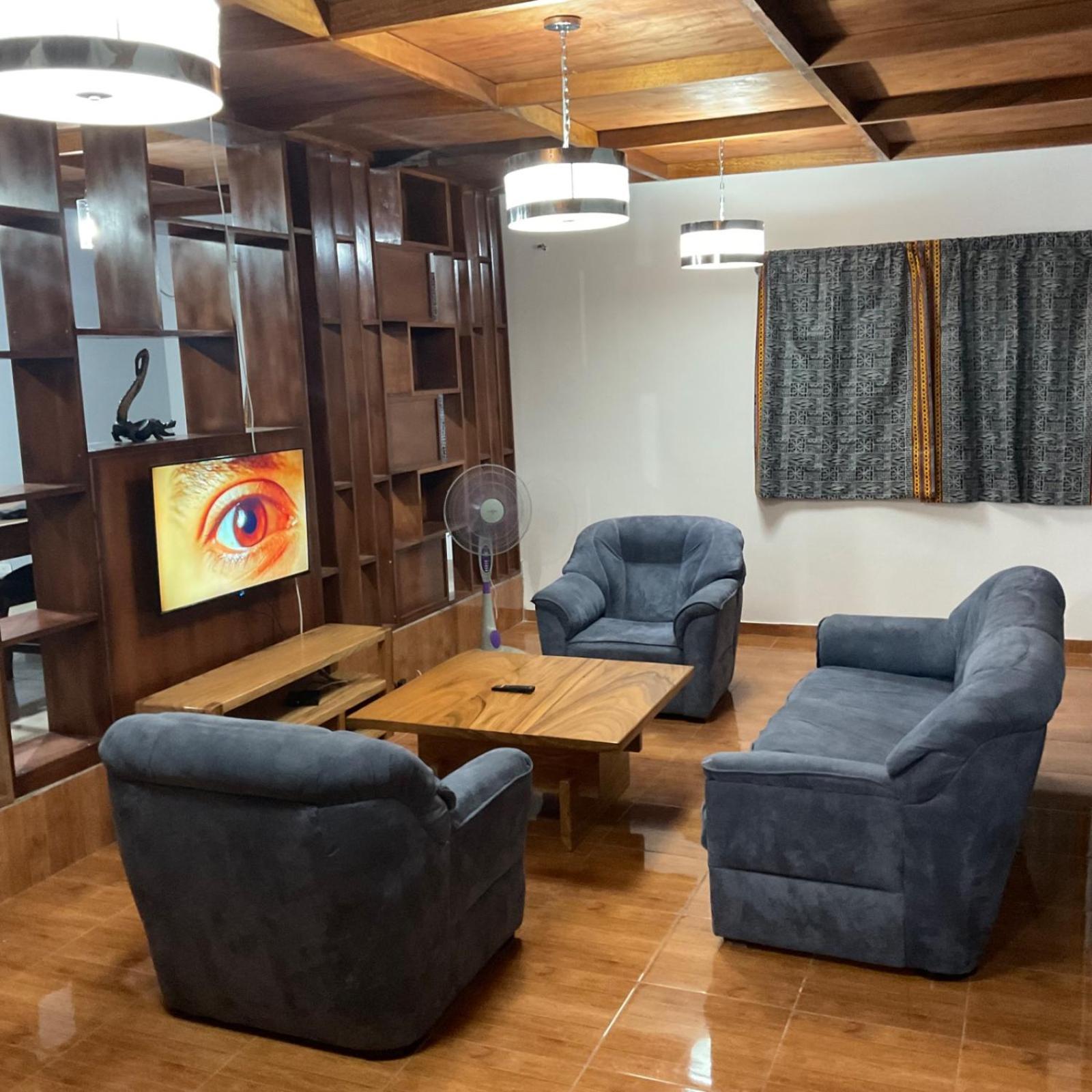 La Maison Du Voyageur Kribi Exteriör bild